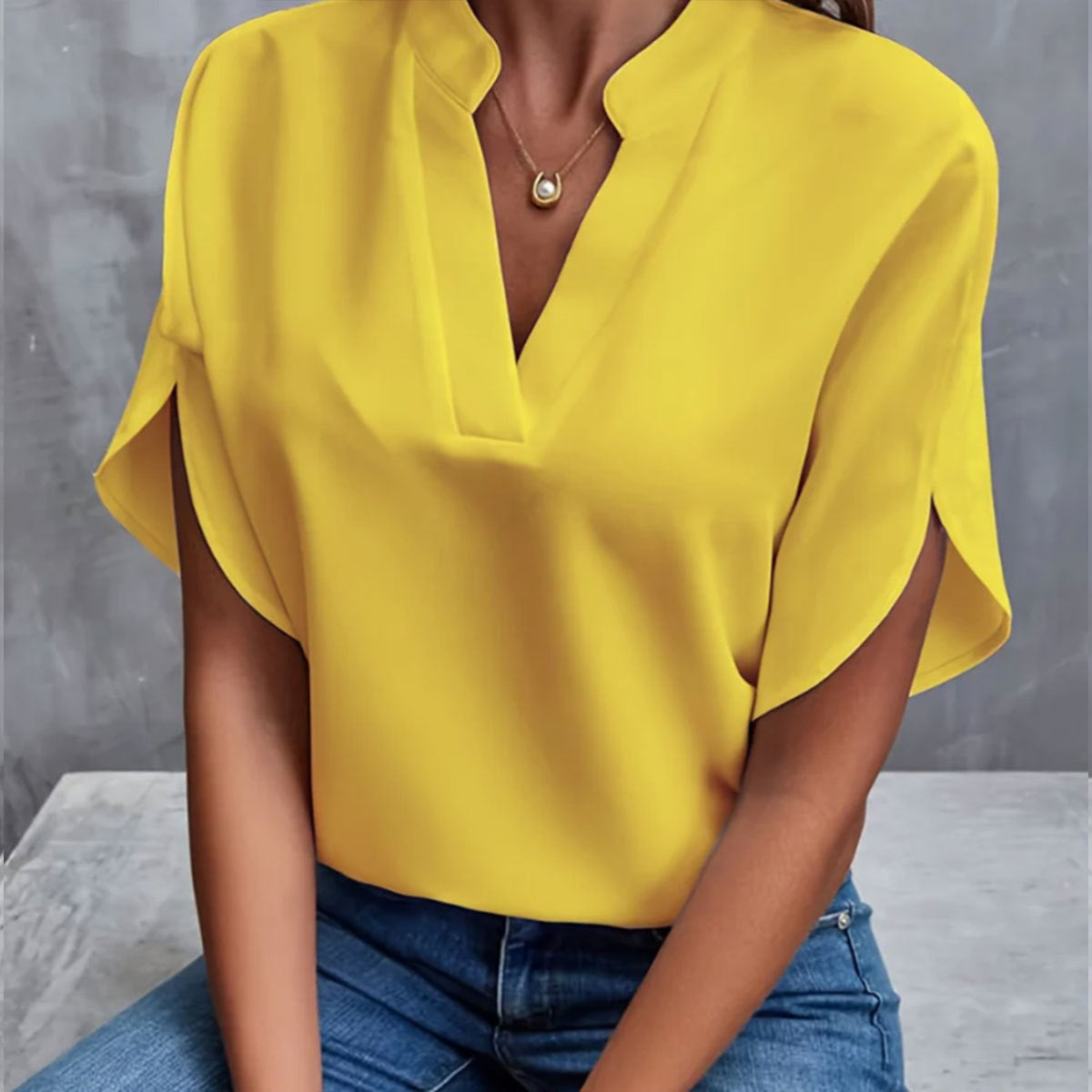 Chemisier femme col V raffinée d'été