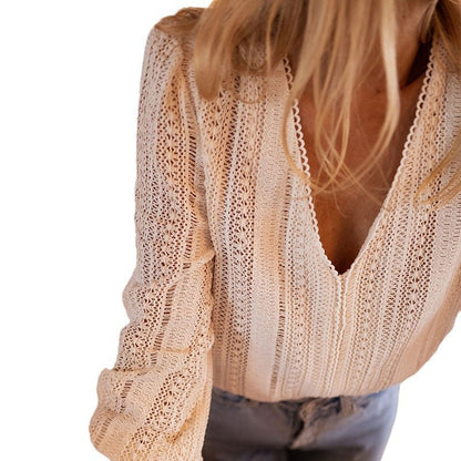 Nouveau haut chemise uni à manches longues et col en V,au style élégant et moderne.