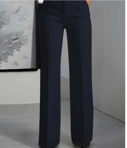 Pantalon blanc femme,chic et minimaliste
